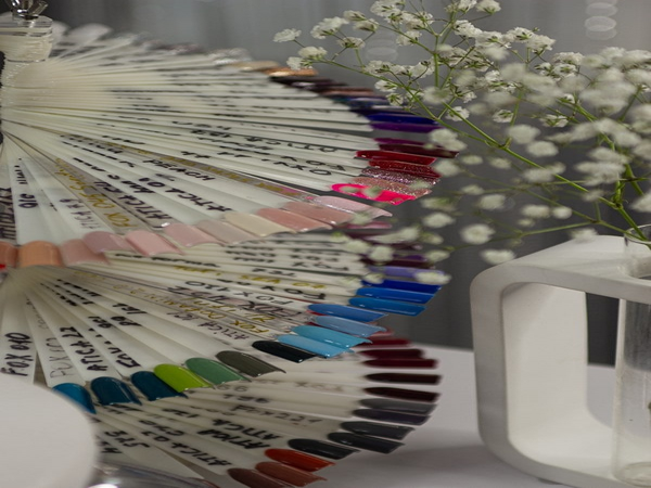 Фото 0 Манікюр, педикюр